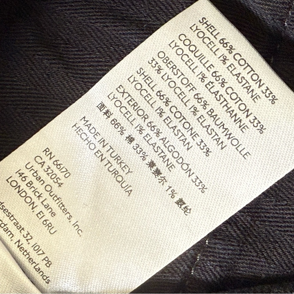 We The Free Bren Boyfriend Jean in Black Magic
FREE PEOPLE Size 31 CBK - Picture 8 of 10